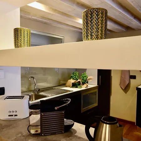 Luxury Cernaia Di Charme Nel Centro Storico Apartman *