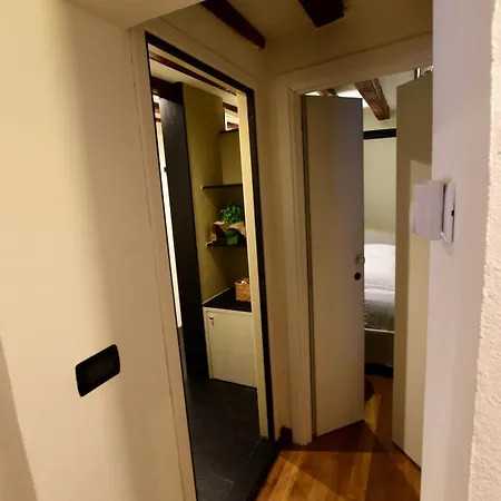 Apartment Luxury Cernaia Di Charme Nel Centro Storico Genoa