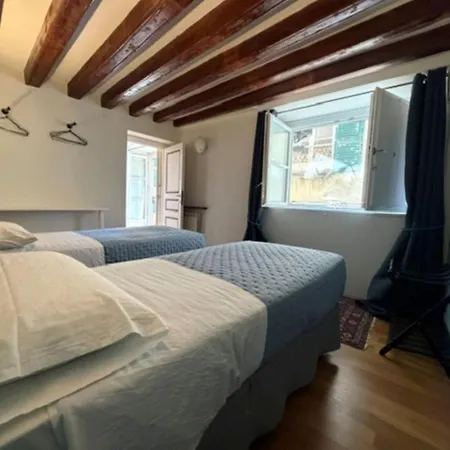 Luxury Cernaia Di Charme Nel Centro Storico Apartment Genoa