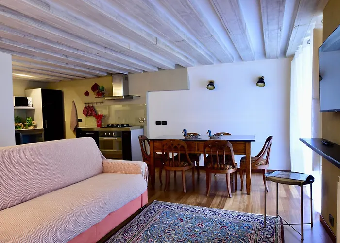 Luxury Cernaia Di Charme Nel Centro Storico