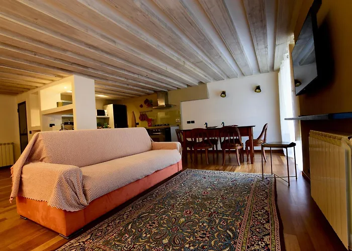 Luxury Cernaia Di Charme Nel Centro Storico * Janov