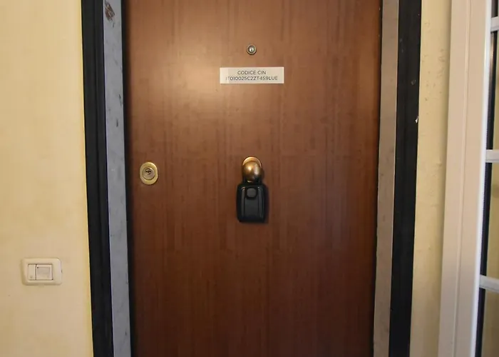 Luxury Cernaia Di Charme Nel Centro Storico Apartmán *