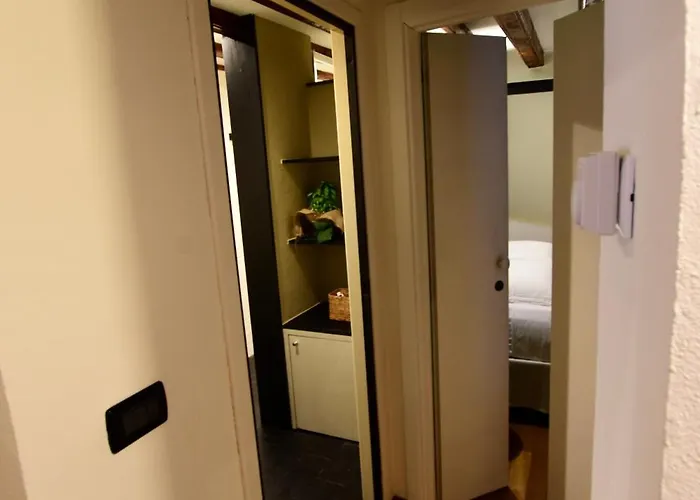 Apartmán Luxury Cernaia Di Charme Nel Centro Storico Janov